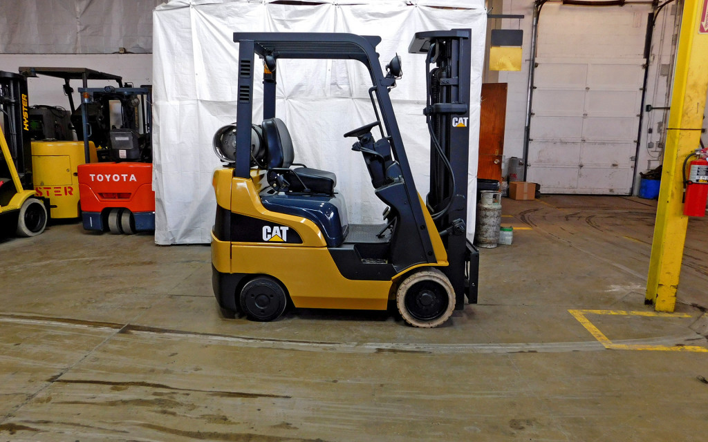 2006 Caterpillar C3000 Forklift on Sale in Colorado