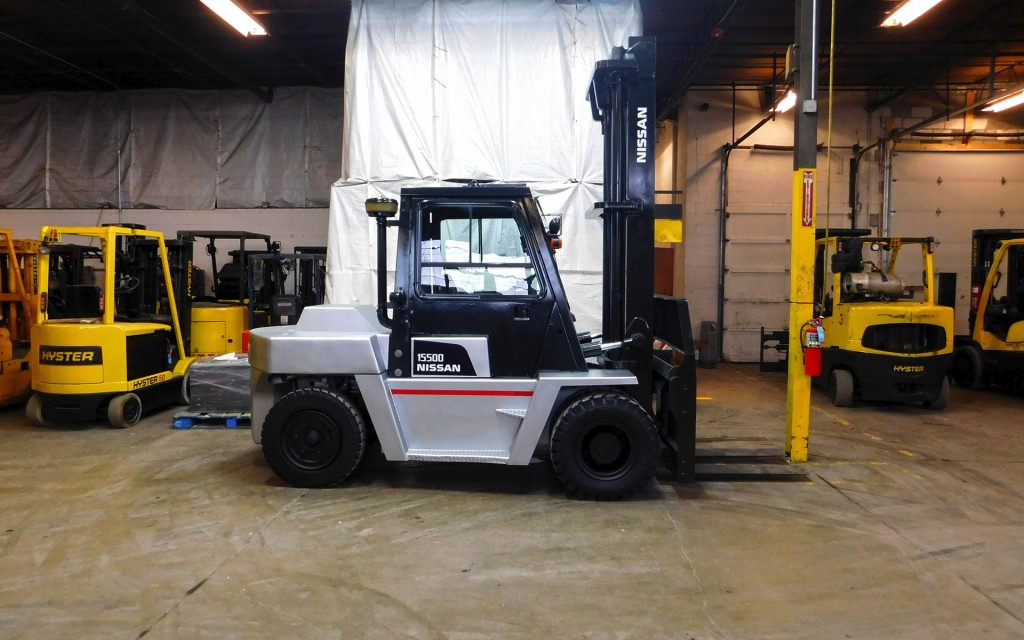 2005 Nissan VF05H70V Forklift on Sale in Colorado