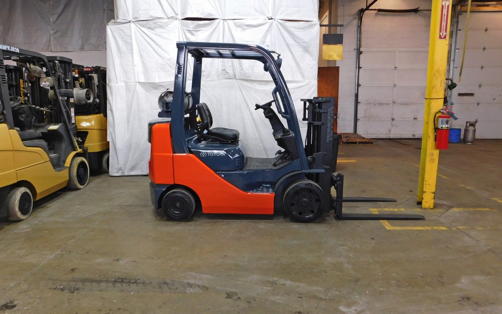  2008 Toyota 8FGCU25 Forklift on Sale in Colorado