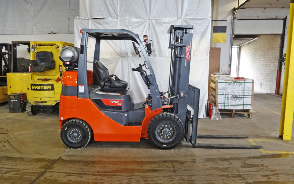  2016 Viper FY25BCS Forklift on Sale in Colorado