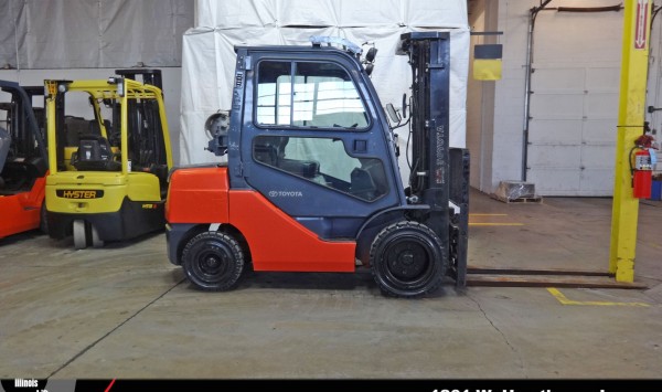 2012 Toyota 8FGU30 Forklift on Sale in Colorado