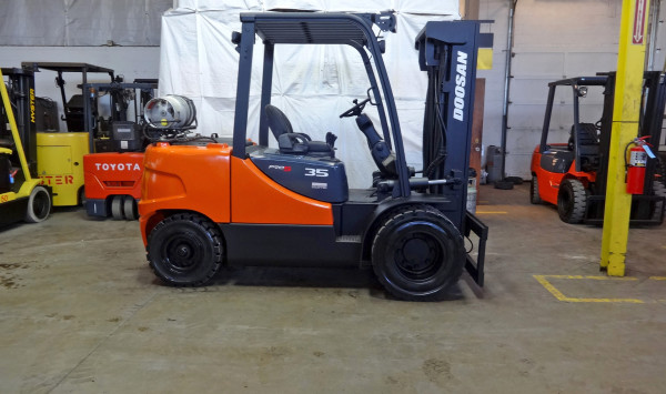 2008 Doosan G35-5 Forklift on Sale in Colorado