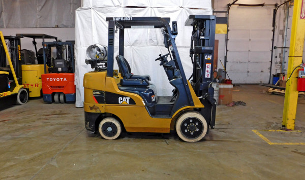 2012 Caterpillar 2C6000 Forklift on Sale in Colorado