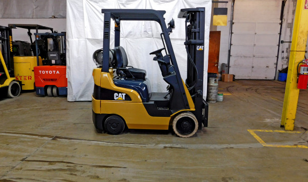 2006 Caterpillar C3000 Forklift on Sale in Colorado