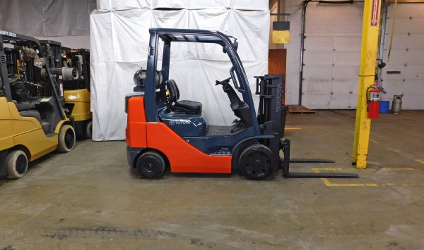 2008 Toyota 8FGCU25 Forklift on Sale in Colorado