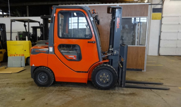 2016 Viper FD35 Full Cab Forklift on Sale in Colorado