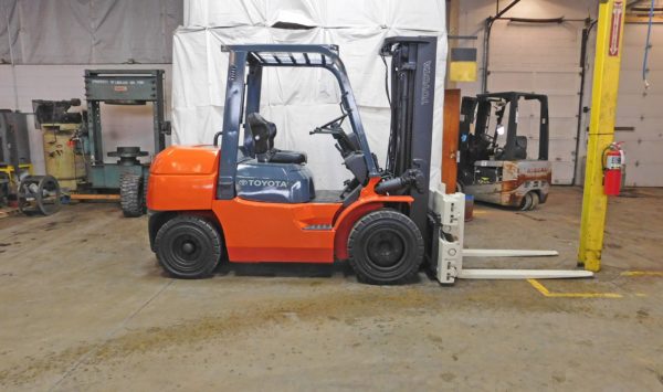 2012 Toyota 7FDU35 Forklift On Sale in Colorado