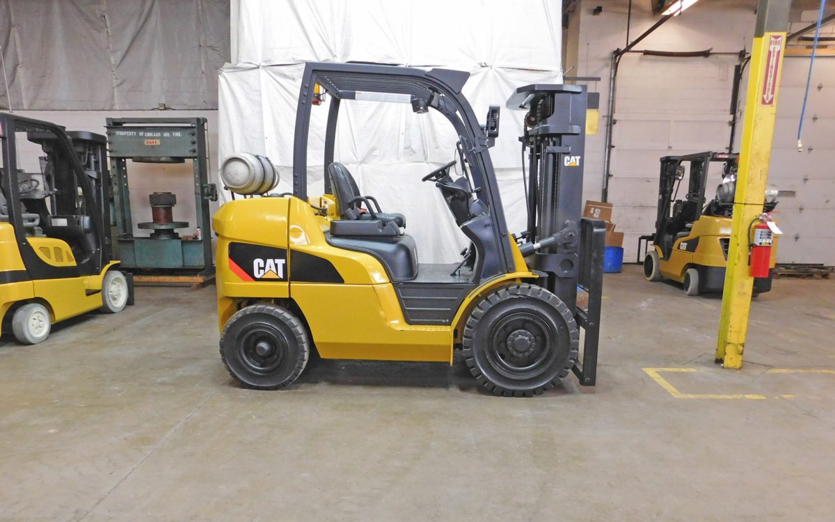 2011 Caterpillar P8000 Forklift on Sale in Colorado