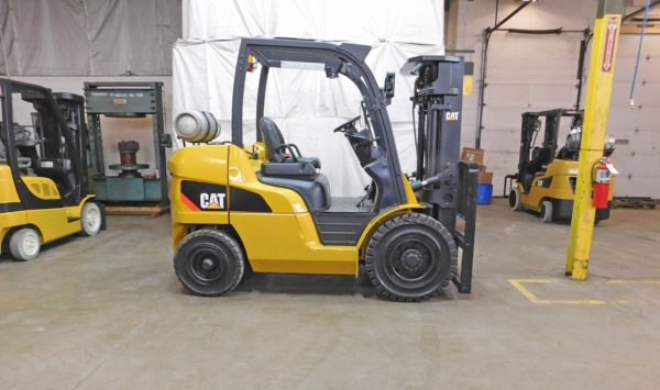 2011 Caterpillar P8000 Forklift on Sale in Colorado